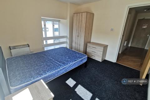2 bedroom flat to rent, Buslingthorpe Lane, Leeds, LS7