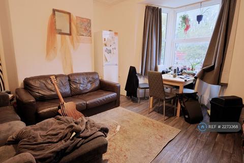 5 bedroom semi-detached house to rent, Church Road, St. George, Bristol, BS5