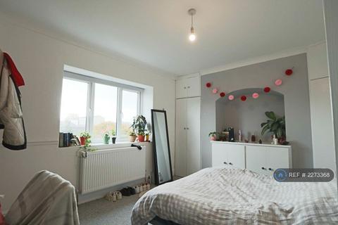 5 bedroom semi-detached house to rent, Church Road, St. George, Bristol, BS5