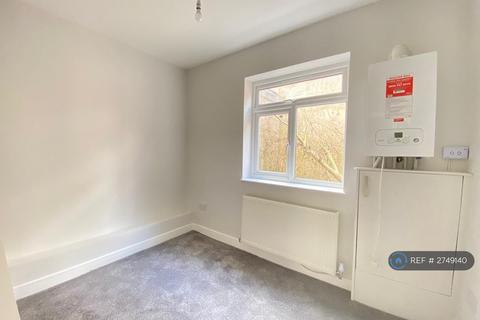 2 bedroom flat to rent, Littleton Road, Salford, M7