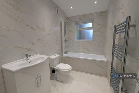 2 bedroom flat to rent, Littleton Road, Salford, M7