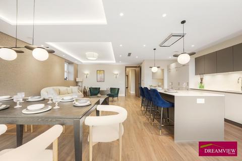 3 bedroom flat to rent, 179 West Heath Road  Hampstead, London