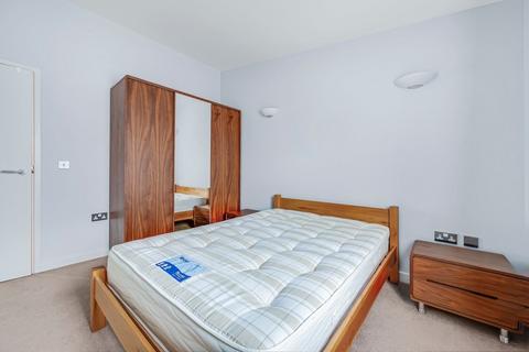 2 bedroom flat to rent, Wellington Square, Islington, London, N1
