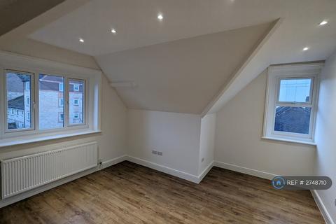2 bedroom flat to rent, Cedar Road, Sutton, SM2