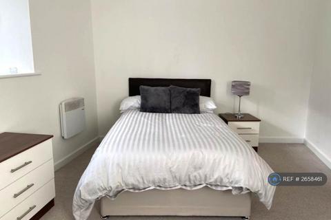 2 bedroom flat to rent, Rivermill Court, Leeds, LS5