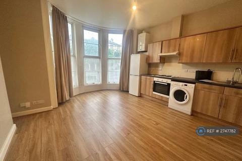 2 bedroom flat to rent, Cheltenham Road, Bristol, BS6