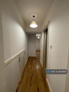 4 bedroom maisonette to rent, Lewisham Way, London, SE14