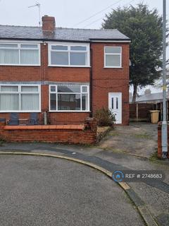 2 bedroom semi-detached house to rent, Rose Grove, Kearsley, Bolton, BL4