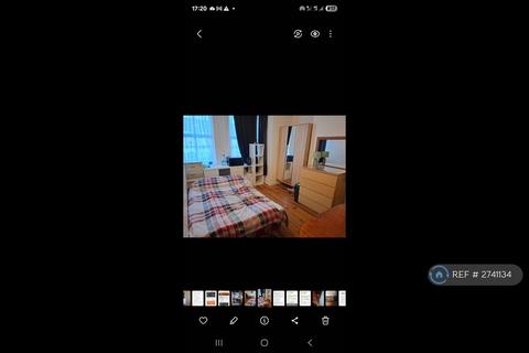 1 bedroom in a house share to rent, Willingdon Road, London, N22