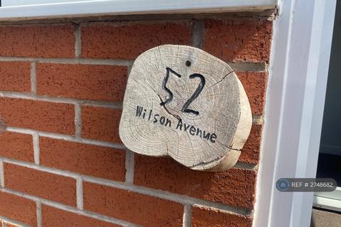 3 bedroom semi-detached house to rent, Wilson Avenue, Heywood, OL10
