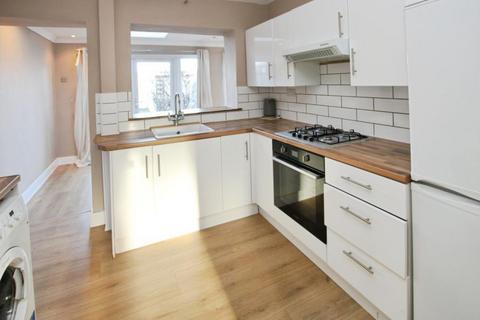 3 bedroom terraced house to rent, Blackhorse Place, Bristol BS16