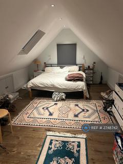 2 bedroom flat to rent, Chatsworth Road, London, NW2