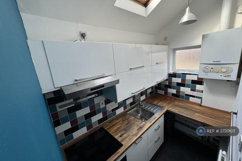 3 bedroom end of terrace house to rent, Stonemasons Court, Norwich, NR3