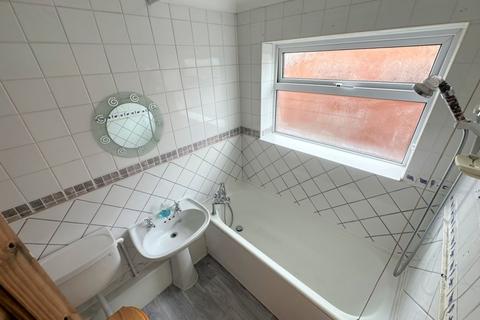 undefined, Springbank Road, Cheltenham GL51