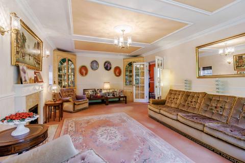 5 bedroom detached house for sale, 24 Drakes Drive, Northwood HA6