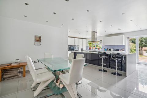 7 bedroom detached house for sale, Northwood HA6