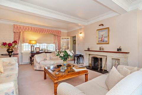 5 bedroom detached house for sale, Pembroke Road, Northwood HA6