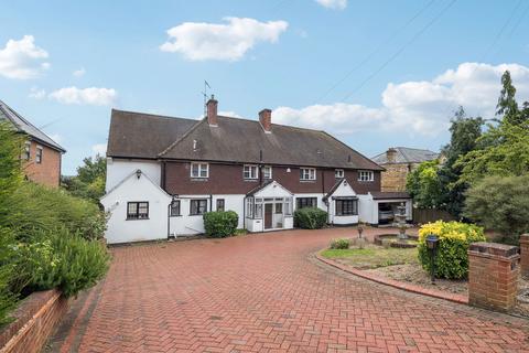 6 bedroom detached house for sale, Astons Road, Northwood HA6