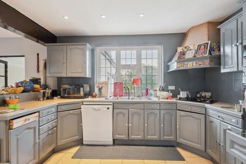 6 bedroom detached house for sale, Astons Road, Northwood HA6