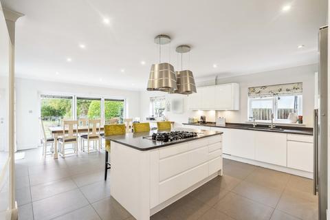 5 bedroom detached house for sale, Northwood HA6