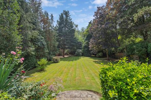 3 bedroom detached house for sale, Northwood HA6