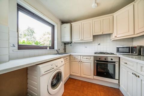 2 bedroom terraced house to rent, Fleetwood Close, London E16