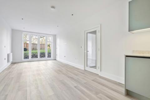 undefined, 13 Green Lane, Northwood HA6