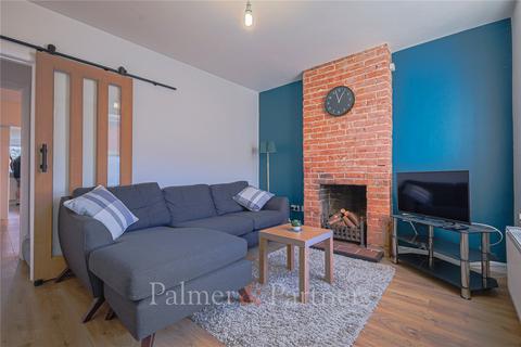 2 bedroom terraced house to rent, Cauldwell Hall Road, Ipswich, Suffolk, IP4