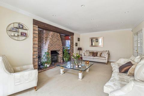 5 bedroom detached house for sale, Woodfield Avenue, Northwood HA6