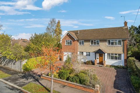 4 bedroom detached house for sale, Farm Way, Northwood HA6