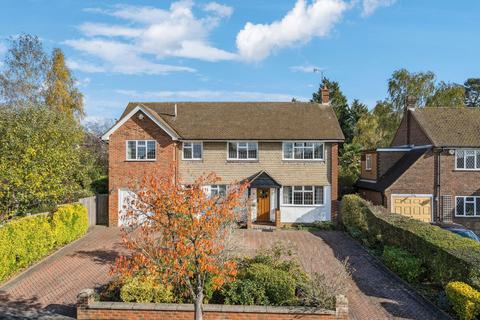 4 bedroom detached house for sale, Farm Way, Northwood HA6