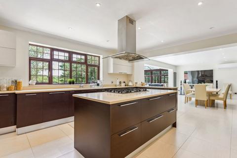 6 bedroom detached house for sale, Russell Road, Northwood HA6
