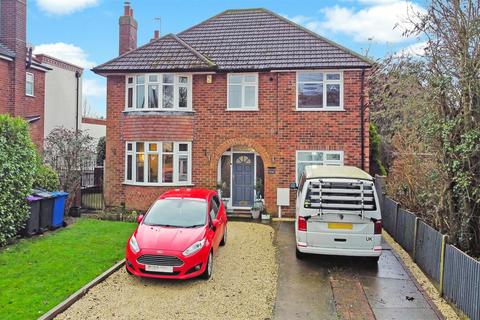 4 bedroom detached house for sale, Church Road, Saxilby, Lincoln