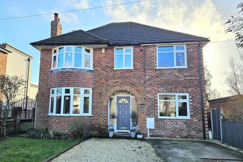 5 bedroom detached house for sale, Church Road, Saxilby, Lincoln