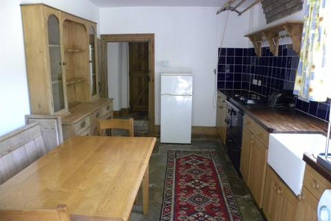 3 bedroom semi-detached house to rent, Thorverton