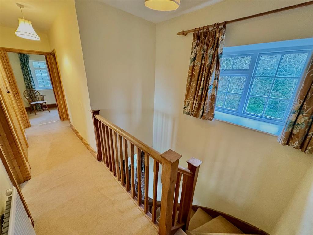 Hallway Raddon East Cottage.jpg