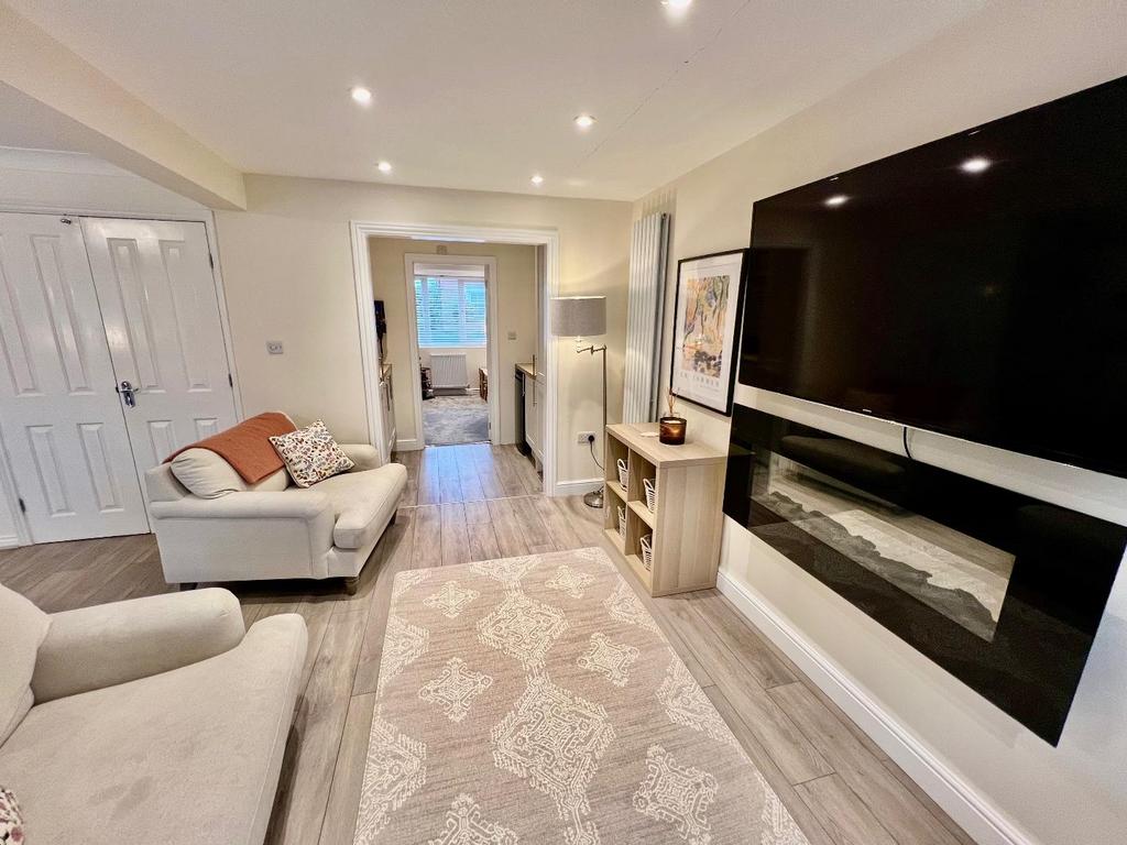 Family/sitting Room