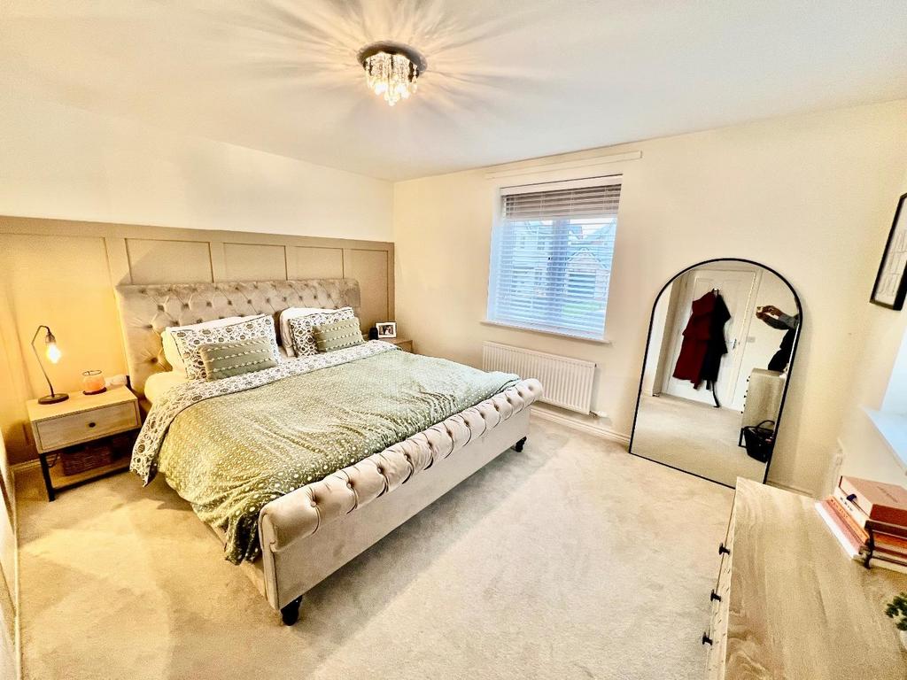Main Bedroom
