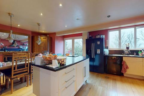 4 bedroom semi-detached house for sale, 215 Ross Road, South Norwood, London, SE25 6TN