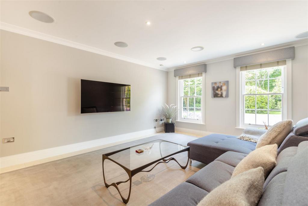 8652436-interior14.jpg