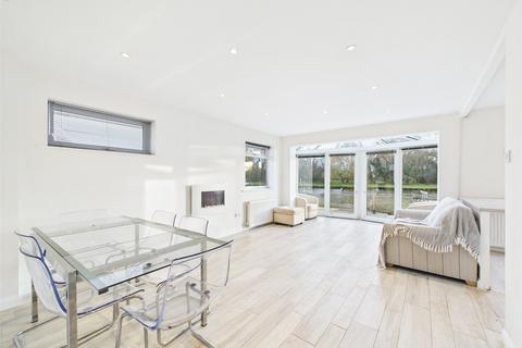 undefined, Watermead, 23 Willow Way, Christchurch, Dorset, BH23