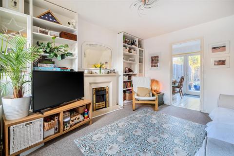 2 bedroom semi-detached house for sale, Blackberry Close, Chippenham
