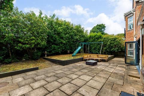 undefined, Claver Drive, Sunninghill SL5