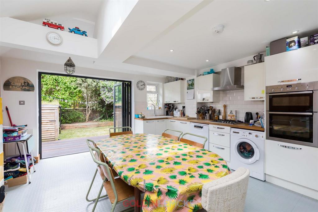 Kitchen/Breakfast Room