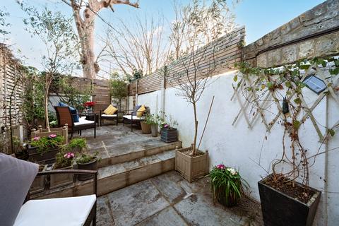 1 bedroom flat for sale, Leathwaite Road, London, SW11