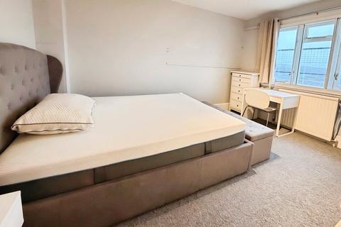 House share to rent, Sussex Square, East Sussex BN2