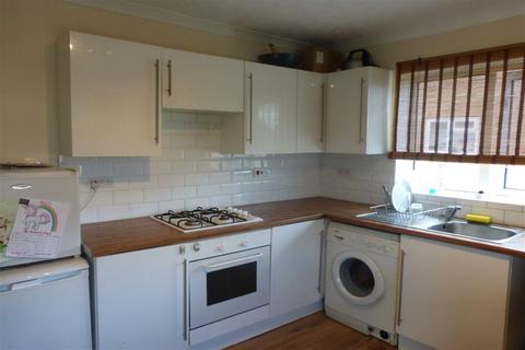 2 bedroom flat to rent, Braemar Way, Bognor Regis, PO21