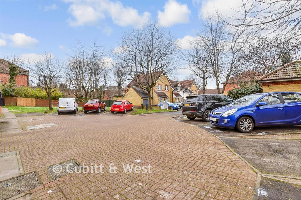 Driveway/Parking