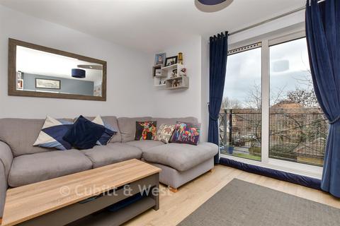 2 bedroom apartment for sale, Montana Gardens, Sutton SM1