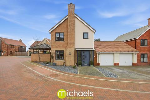 3 bedroom detached house for sale, Kiln Road, Ardleigh, Colchester, CO7